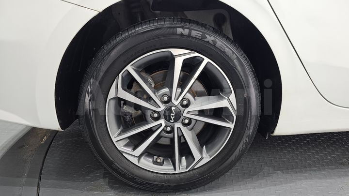 Kia K3 2022 — 5