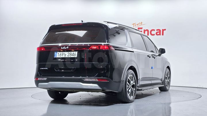 Kia Carnival 2022 — 2