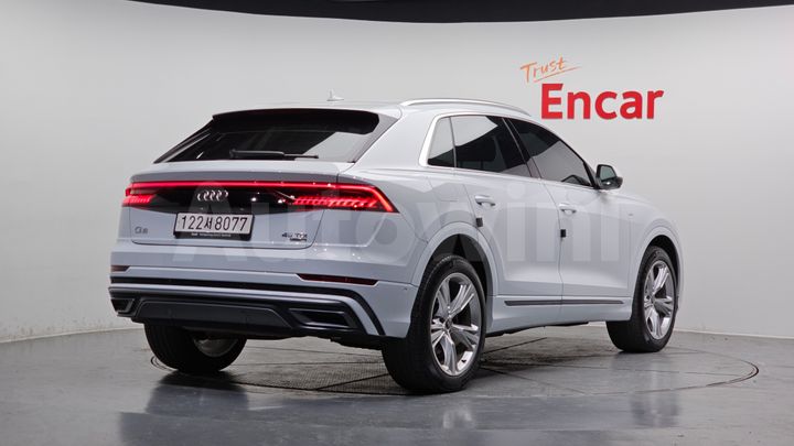 Audi Q8 2023 — 2