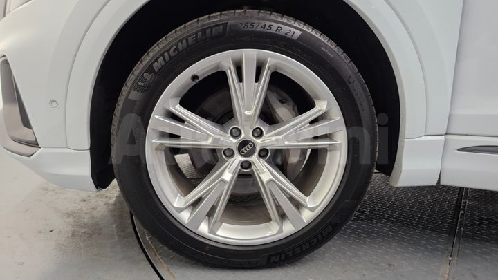 Audi Q8 2023 — 5