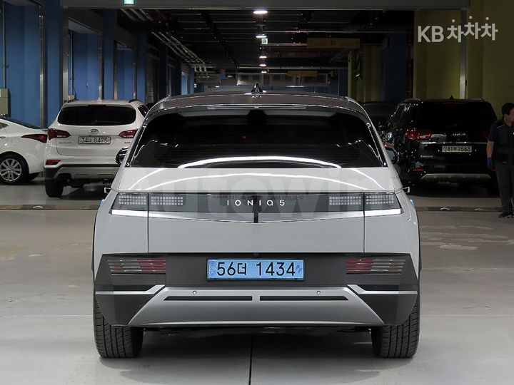 Hyundai Ioniq5 2022 — 3