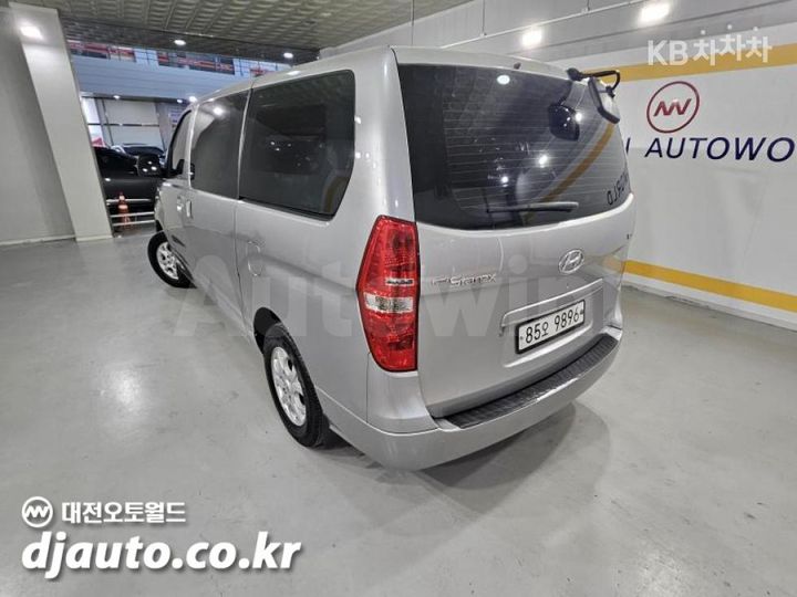 Hyundai Starex 2016 — 4