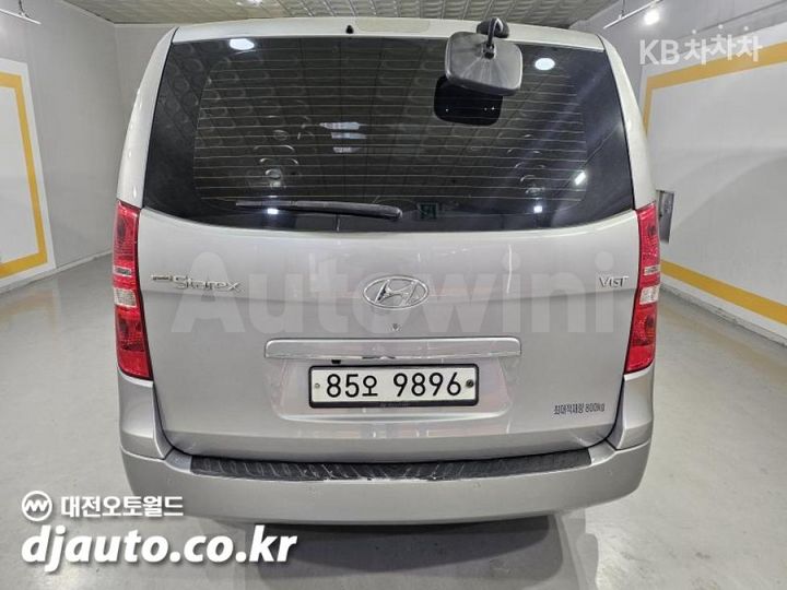 Hyundai Starex 2016 — 5