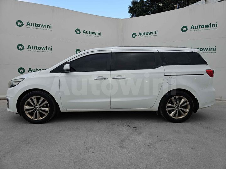 Kia Carnival 2015 — 3