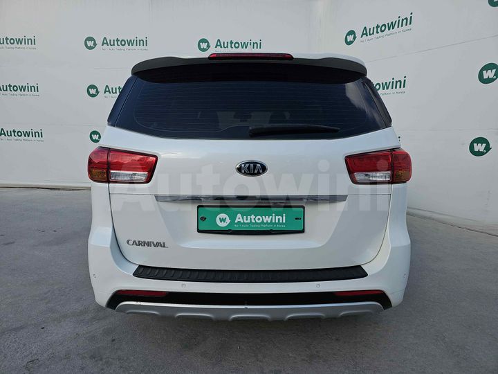 Kia Carnival 2015 — 5