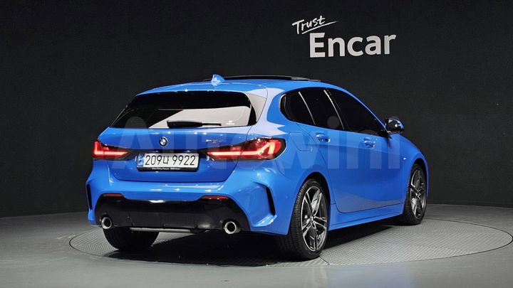 BMW 1 Series 2021 — 2