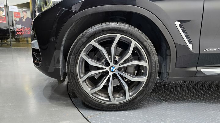 BMW X3 2018 — 5