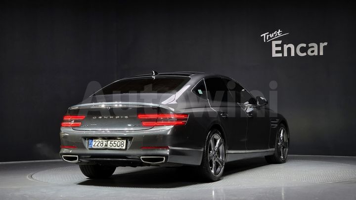 Genesis G80 2021 — 2