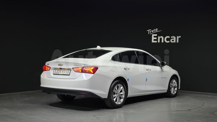 Chevrolet Malibu 2020 — 2