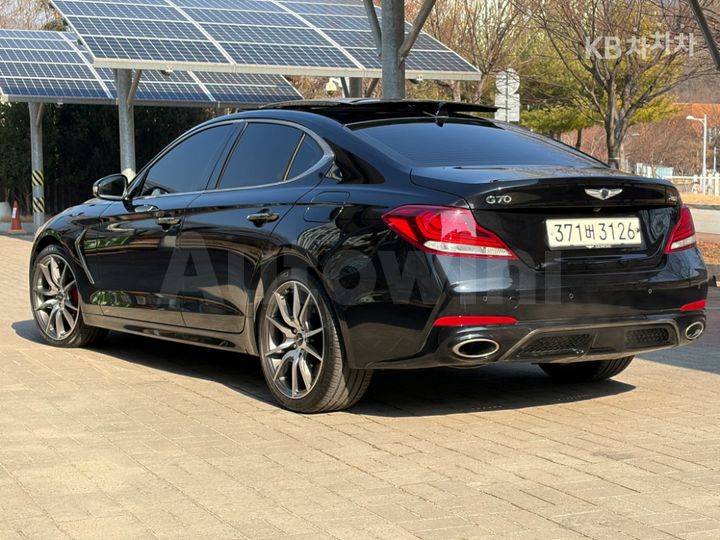 Genesis G70 2020 — 3
