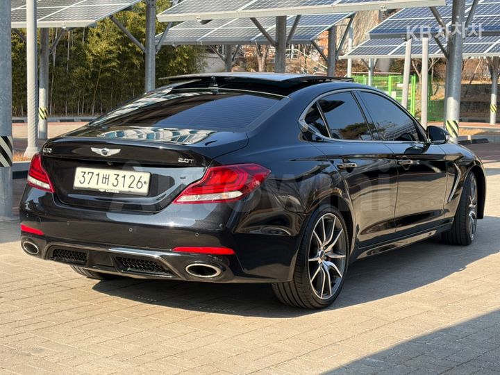 Genesis G70 2020 — 5