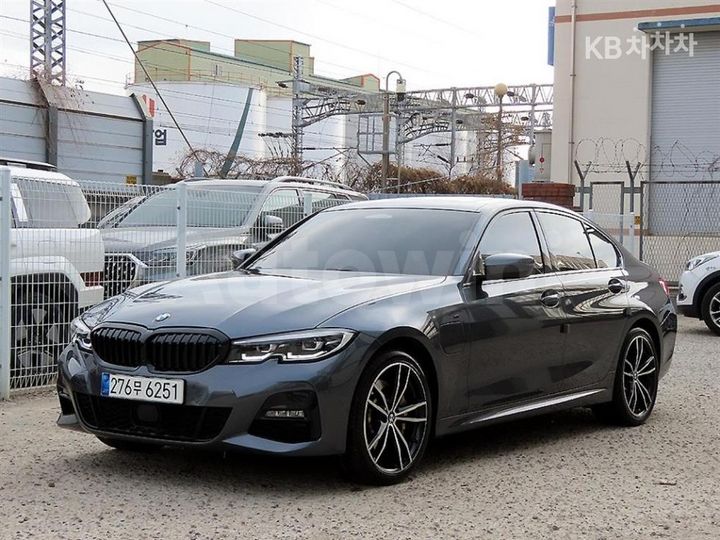 BMW 3 Series 2021 — 2