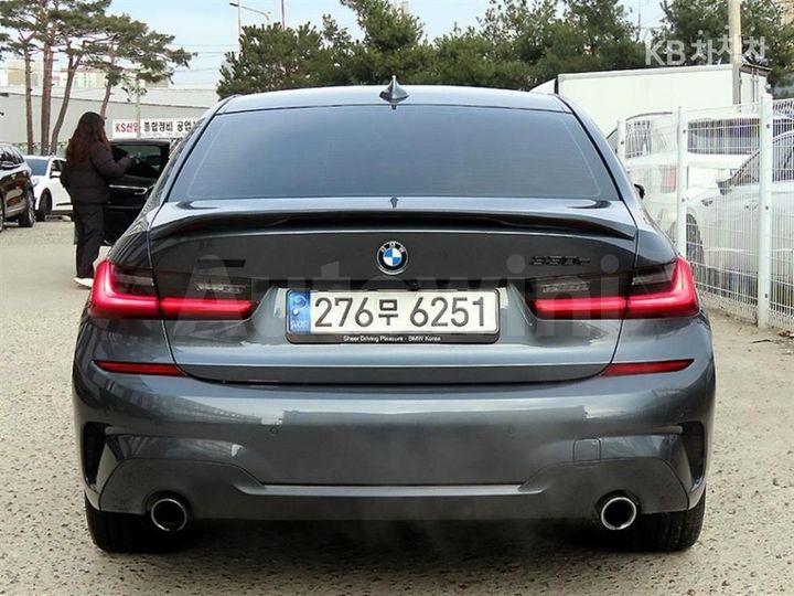 BMW 3 Series 2021 — 4