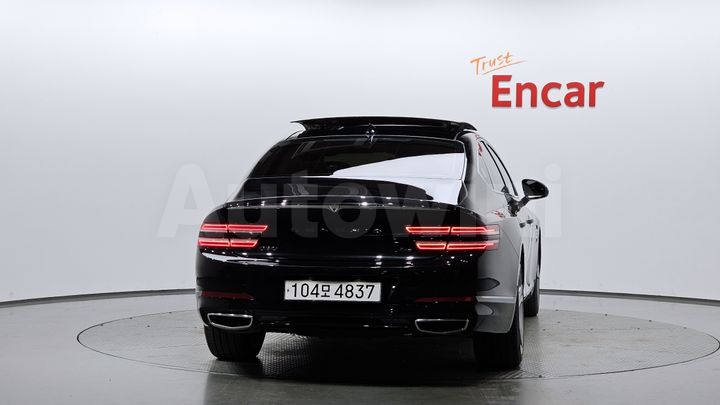 Genesis G80 2022 — 3