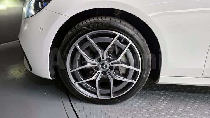 Mercedes-Benz E Class 2023 — 5