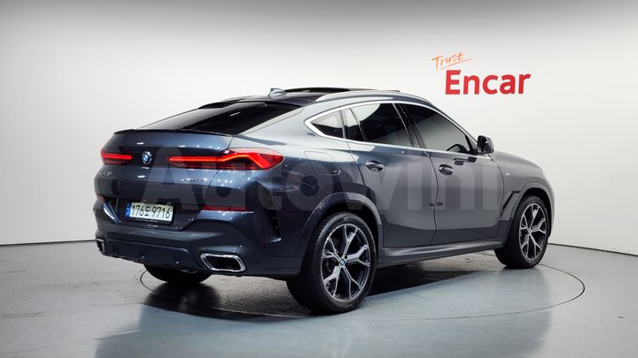 BMW X6 2022 — 2