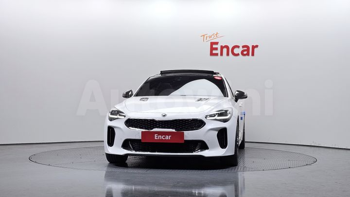 Kia Stinger 2020 — 3