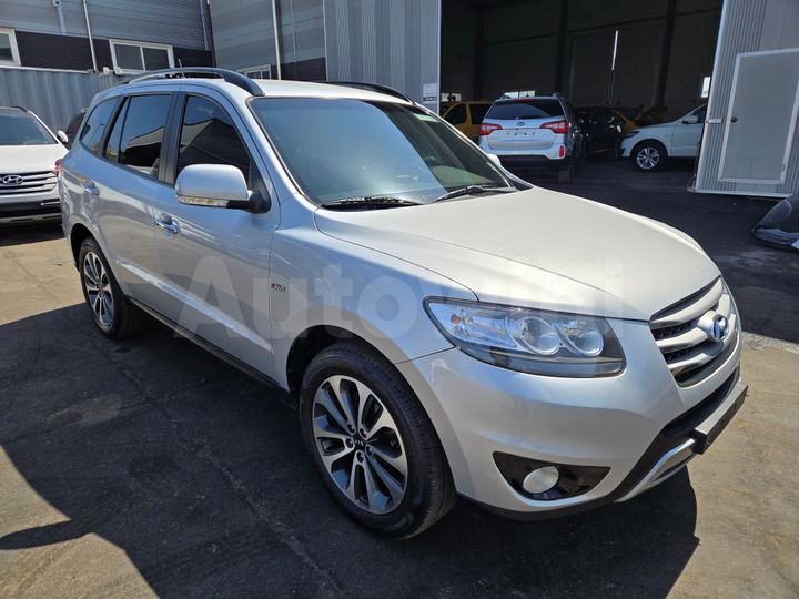 Hyundai SantaFe 2012 — 3