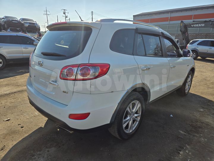 Hyundai SantaFe 2010 — 4