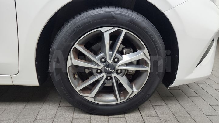 Kia K3 2022 — 5
