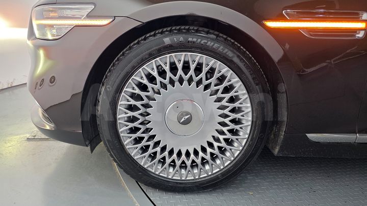 Genesis G90 2019 — 5