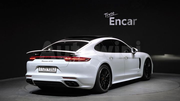 Porsche Panamera 2020 — 2
