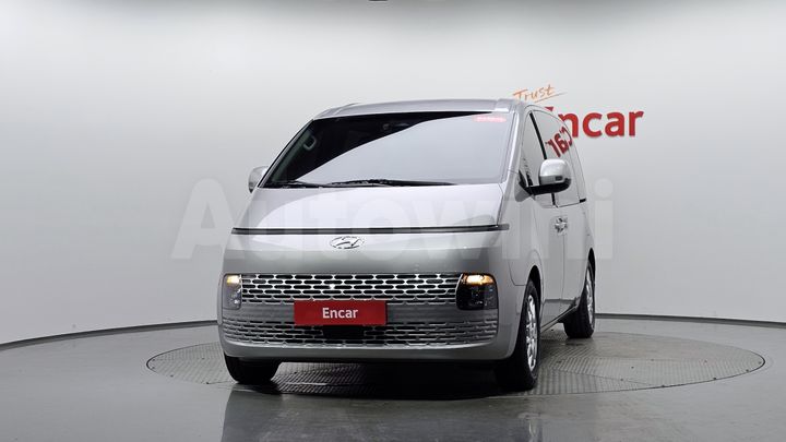 Hyundai Staria 2022 — 2
