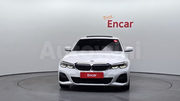 BMW 3 Series 2019 — 3