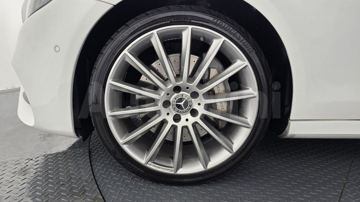 Mercedes Benz E Class 2019 — 5