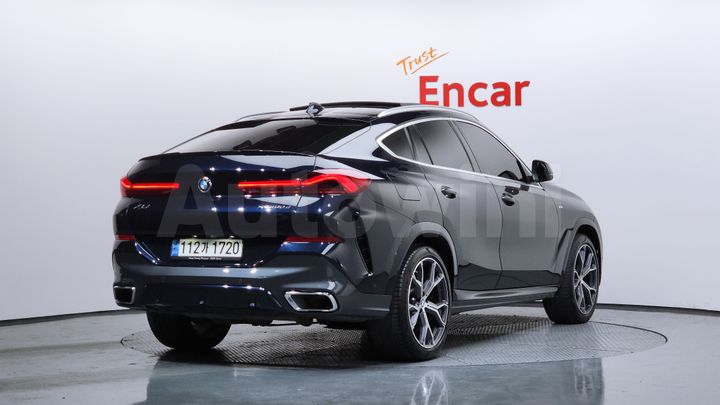 BMW X6 2022 — 2
