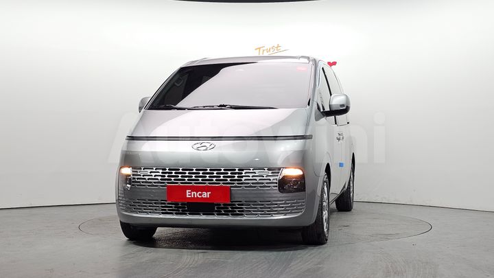 Hyundai Staria 2022 — 3