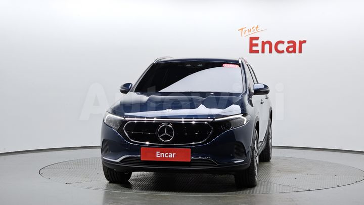 Mercedes Benz EQA