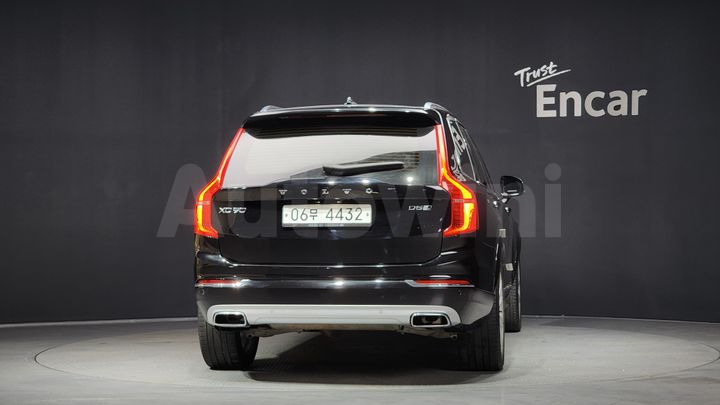 Volvo XC90 2018 — 4
