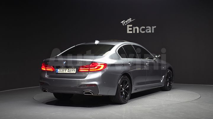 BMW 5 Series 2018 — 2