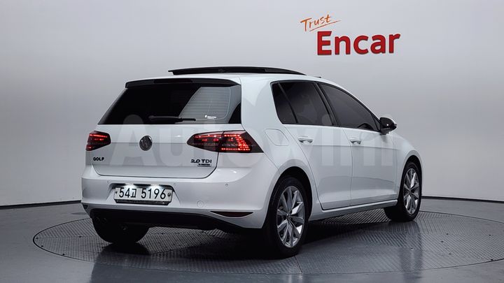 Volkswagen Golf 2016 — 2