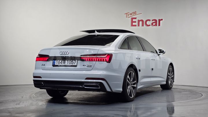 Audi A6 2022 — 2