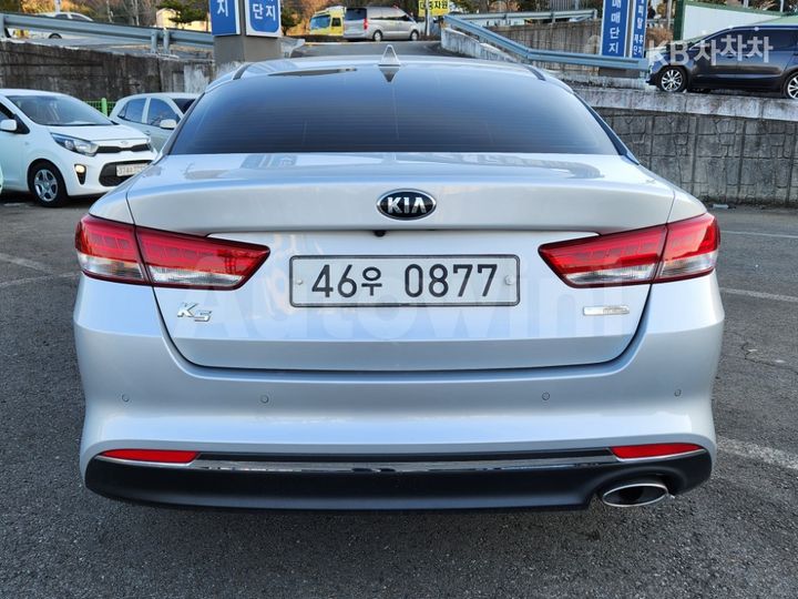 Kia K5 2016 — 5
