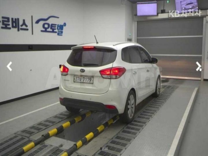 Kia Carens 2014 — 3