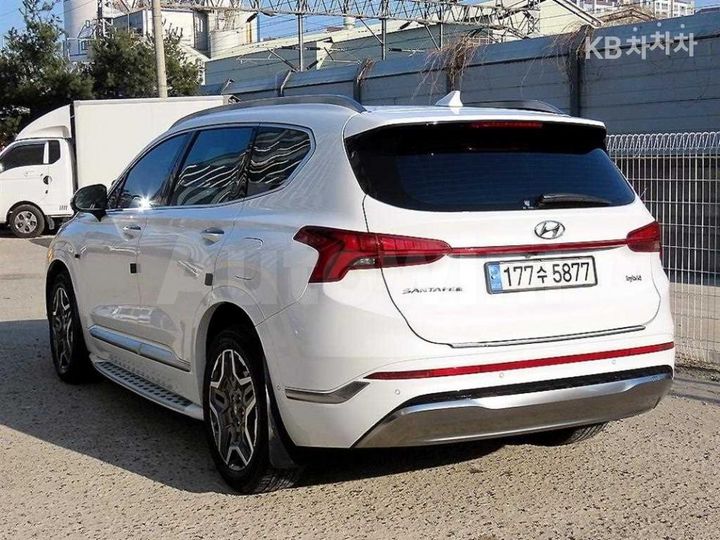 Hyundai SantaFe 2023 — 3