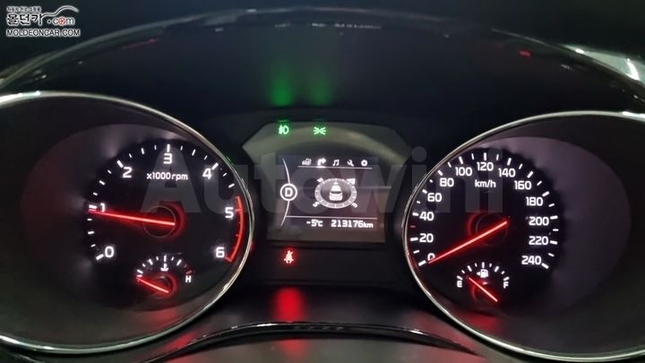 Kia Carnival 2016 — 5