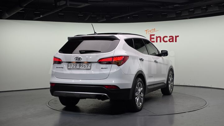 Hyundai SantaFe 2014 — 2