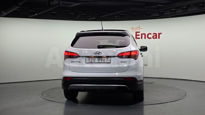Hyundai SantaFe 2014 — 4