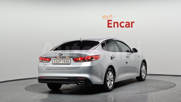 Kia K5 2016 — 2