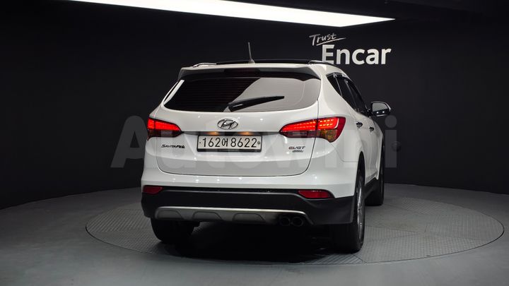 Hyundai SantaFe 2015 — 4
