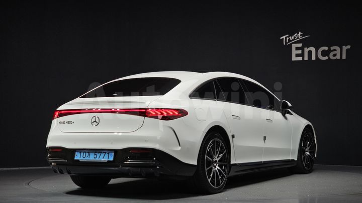 Mercedes-Benz EQS 2022 — 2