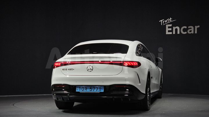 Mercedes-Benz EQS 2022 — 4