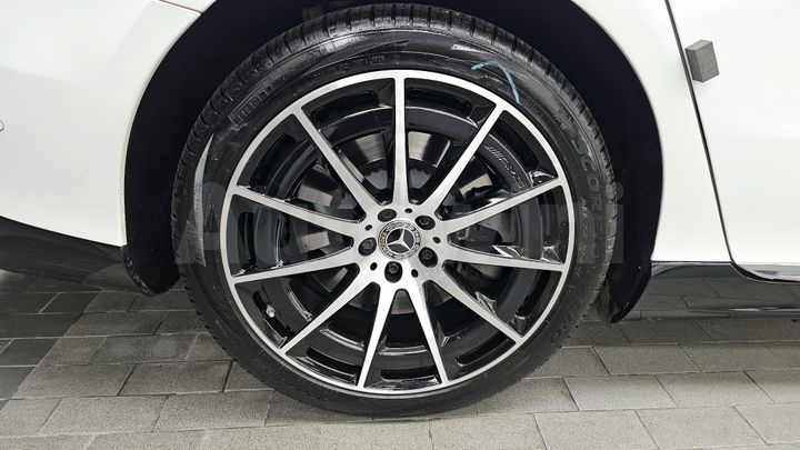 Mercedes-Benz EQS 2022 — 5