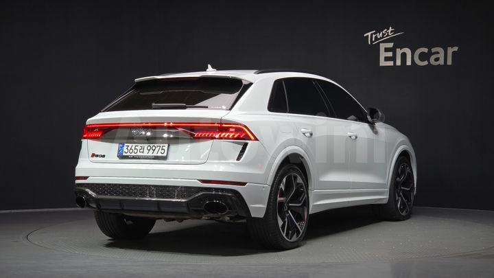 Audi RS Q8
