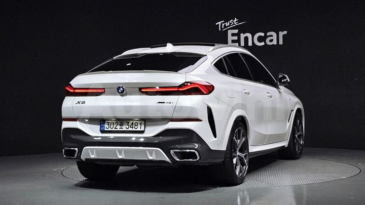 BMW X6 2022 — 2