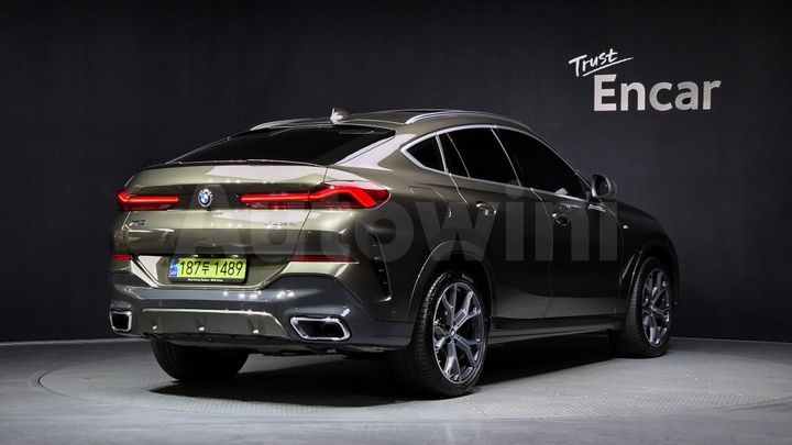 BMW X6 2022 — 2